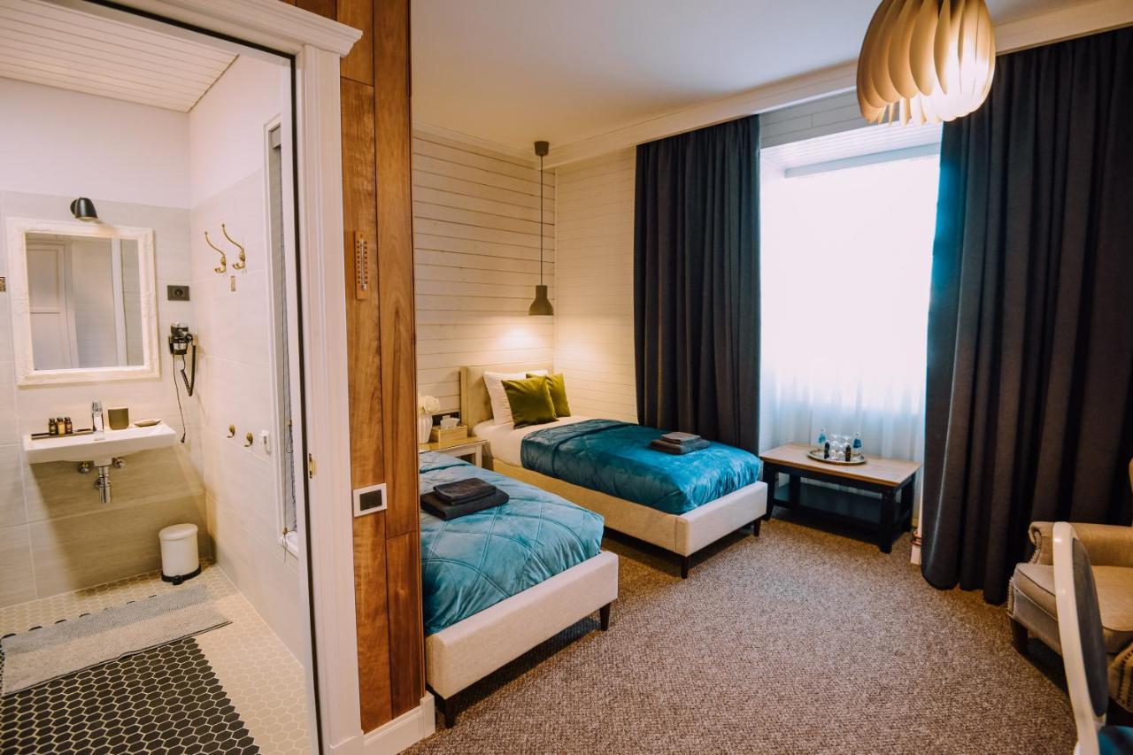 Bahnhofs Hotel Aluksne Luaran gambar